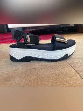 Zara- Sport Sandals